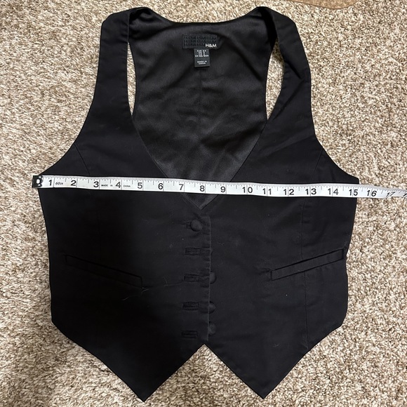 H&M size 4 women’s tuxedo vest - Picture 6 of 6